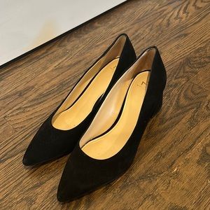 ZALA BLOCK HEEL POINTY TOE PUMP